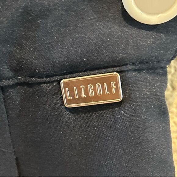 Liz Golf Navy Shorts women’s Size 8 Adjustable Waist Pockets Pleated - Picture 3 of 8